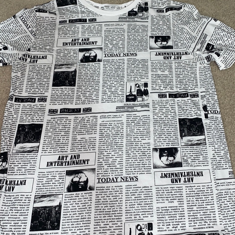 Forever 21 men's t-shirt. Small size